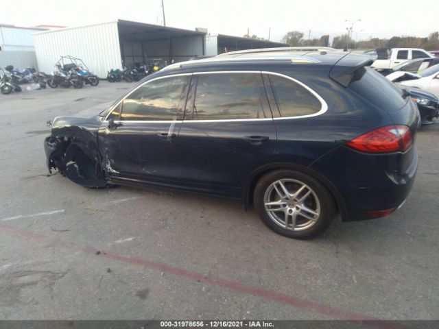 Photo 2 VIN: WP1AA2A22CLA07997 - PORSCHE CAYENNE 