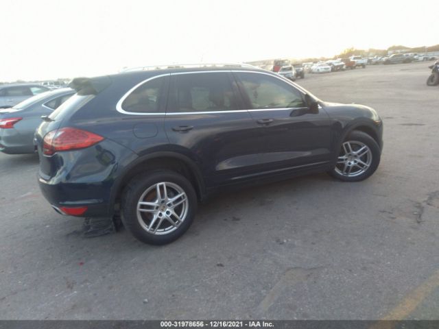 Photo 3 VIN: WP1AA2A22CLA07997 - PORSCHE CAYENNE 