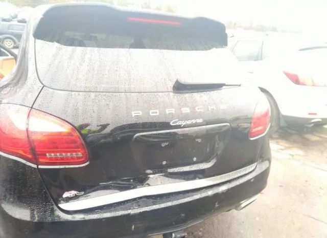 Photo 5 VIN: WP1AA2A22CLA08812 - PORSCHE CAYENNE 