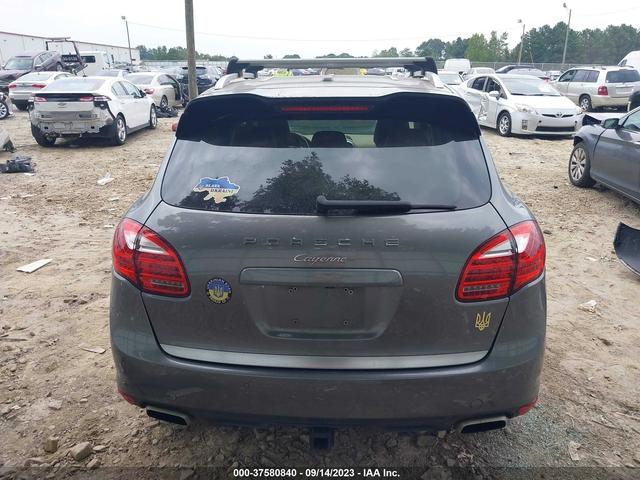 Photo 15 VIN: WP1AA2A22ELA01359 - PORSCHE CAYENNE 