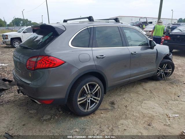 Photo 3 VIN: WP1AA2A22ELA01359 - PORSCHE CAYENNE 