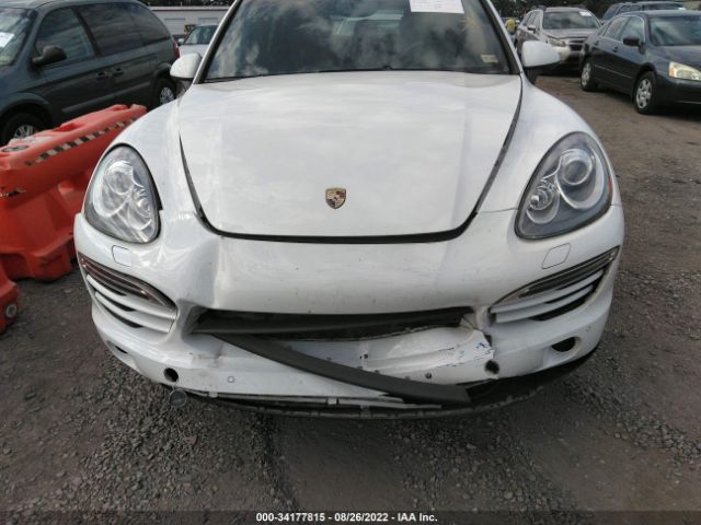 Photo 9 VIN: WP1AA2A22ELA04018 - PORSCHE CAYENNE 