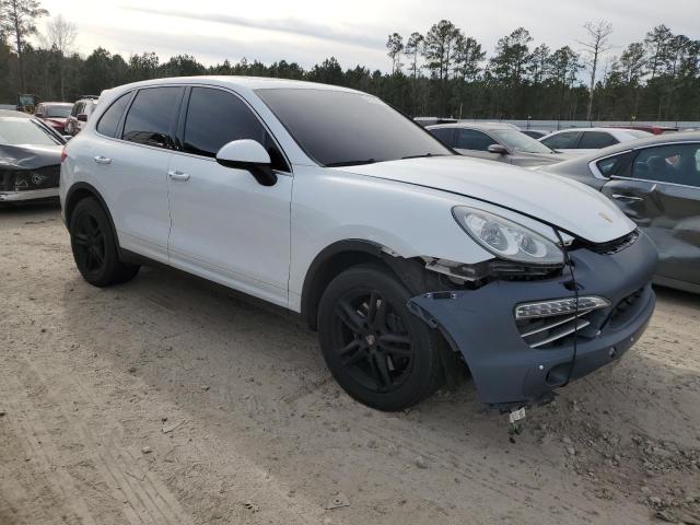 Photo 3 VIN: WP1AA2A22ELA08974 - PORSCHE CAYENNE 