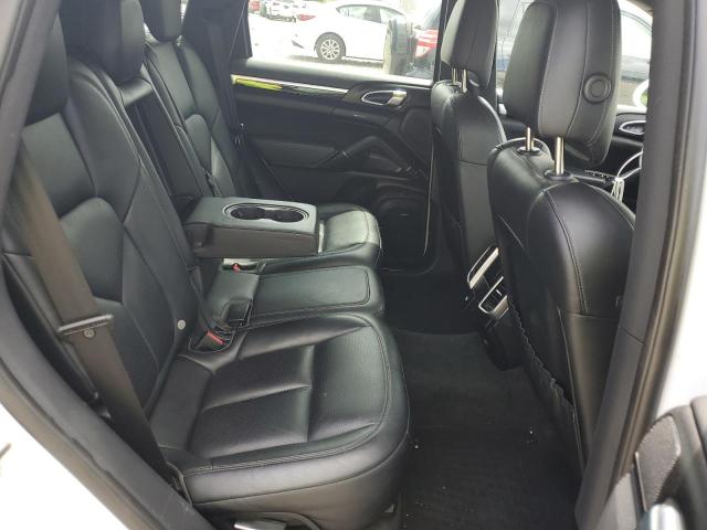 Photo 10 VIN: WP1AA2A22GKA12886 - PORSCHE CAYENNE 