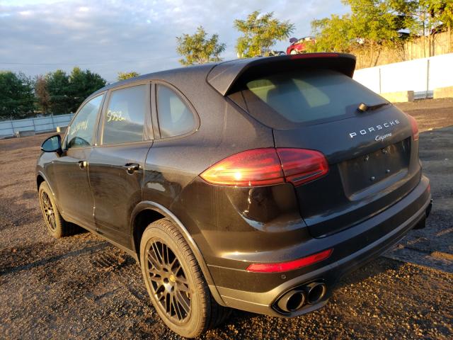 Photo 2 VIN: WP1AA2A22HKA82163 - PORSCHE CAYENNE 