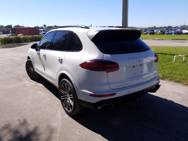 Photo 2 VIN: WP1AA2A22HKA82731 - PORSCHE CAYENNE 