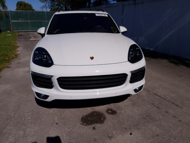 Photo 8 VIN: WP1AA2A22HKA82731 - PORSCHE CAYENNE 