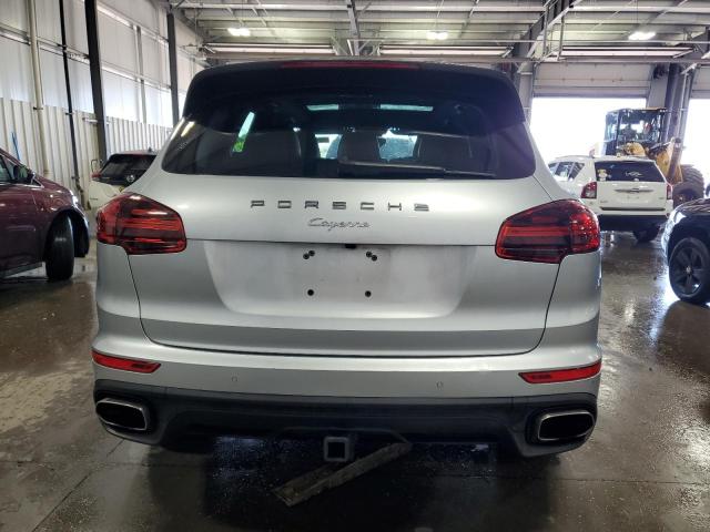 Photo 5 VIN: WP1AA2A22HKA87640 - PORSCHE CAYENNE 