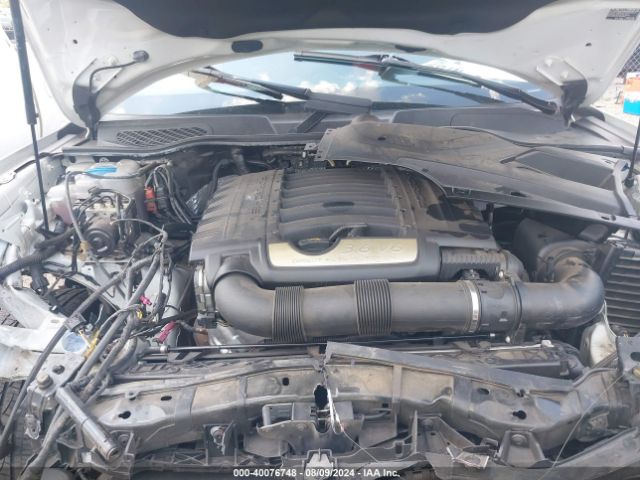 Photo 9 VIN: WP1AA2A22HKA88562 - PORSCHE CAYENNE 