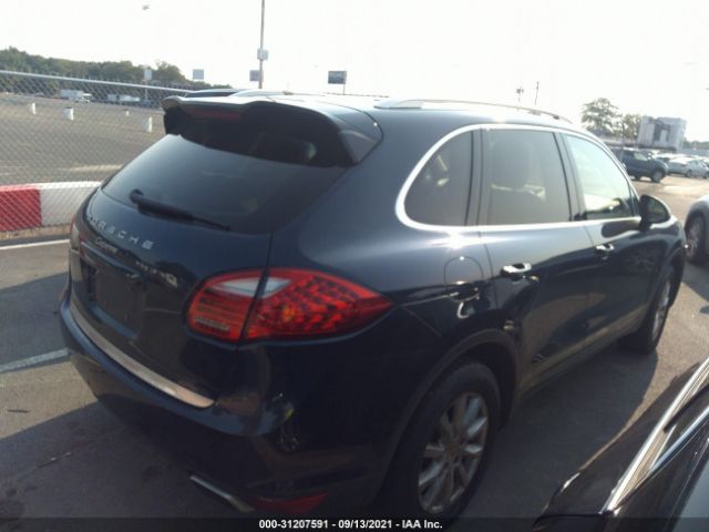 Photo 3 VIN: WP1AA2A23CLA02646 - PORSCHE CAYENNE 