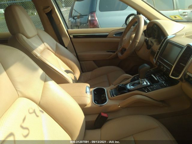 Photo 4 VIN: WP1AA2A23CLA02646 - PORSCHE CAYENNE 