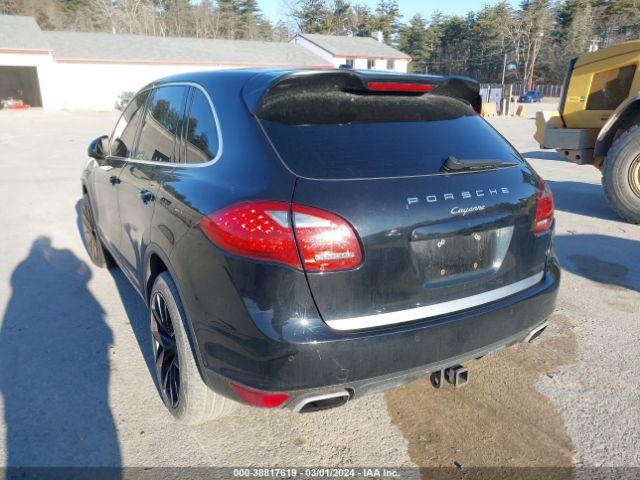 Photo 2 VIN: WP1AA2A23CLA07734 - PORSCHE CAYENNE 