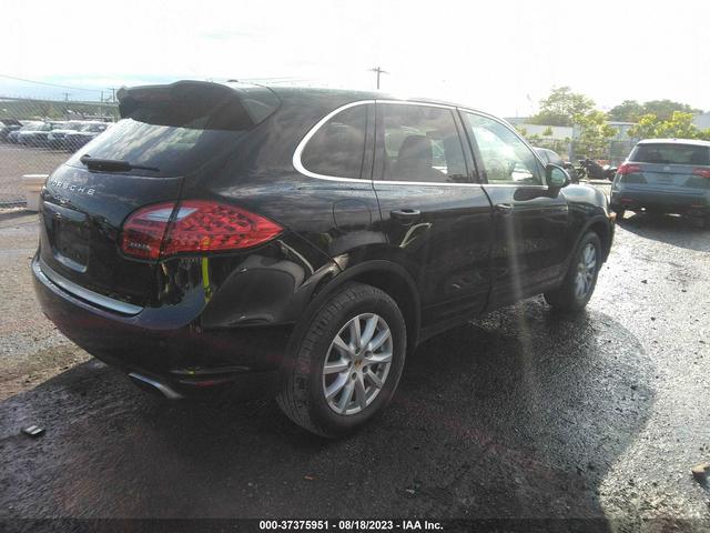 Photo 3 VIN: WP1AA2A23CLA12691 - PORSCHE CAYENNE 