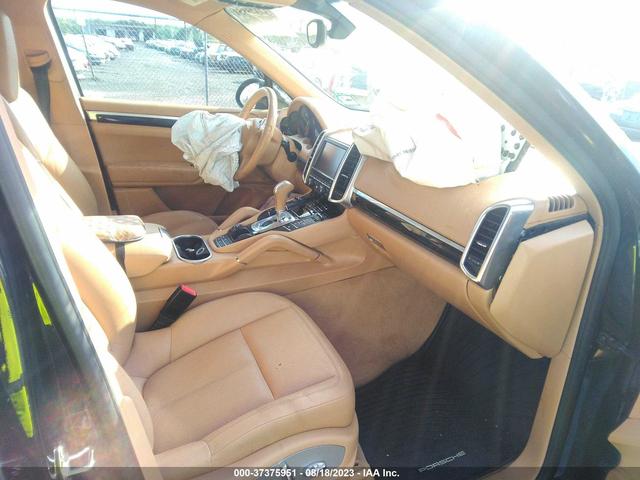 Photo 4 VIN: WP1AA2A23CLA12691 - PORSCHE CAYENNE 