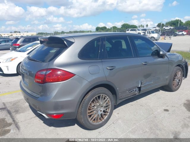 Photo 3 VIN: WP1AA2A23DLA19089 - PORSCHE CAYENNE 