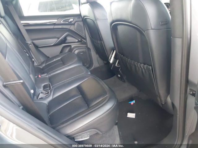 Photo 7 VIN: WP1AA2A23GKA11262 - PORSCHE CAYENNE 