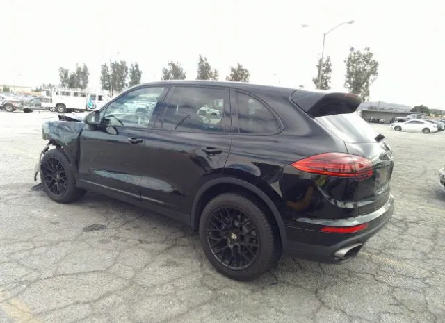 Photo 2 VIN: WP1AA2A23GKA13190 - PORSCHE CAYENNE 