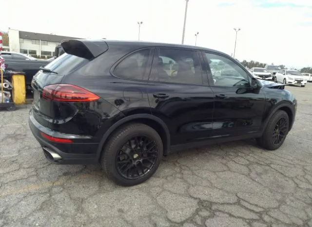 Photo 3 VIN: WP1AA2A23GKA13190 - PORSCHE CAYENNE 