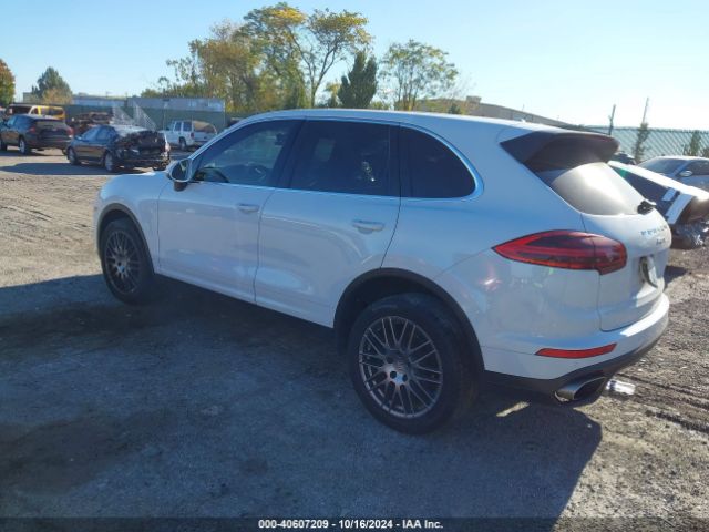 Photo 2 VIN: WP1AA2A23GLA10591 - PORSCHE CAYENNE 