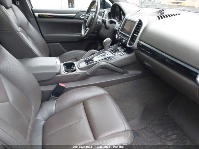 Photo 4 VIN: WP1AA2A23GLA10655 - PORSCHE CAYENNE 