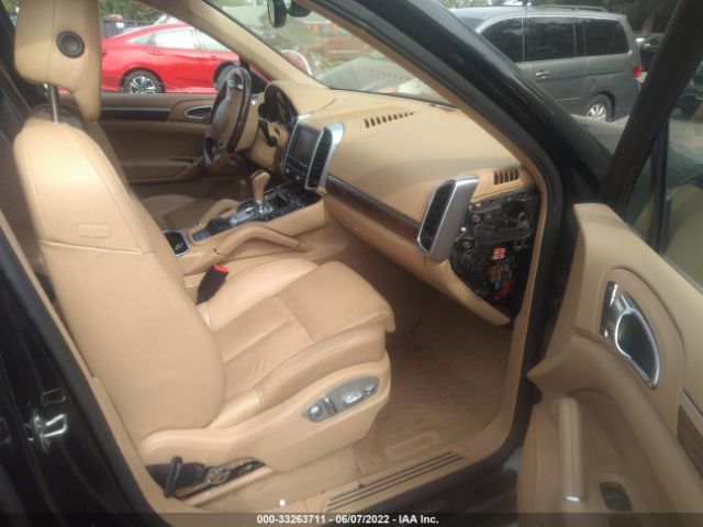 Photo 4 VIN: WP1AA2A24CLA02283 - PORSCHE CAYENNE 