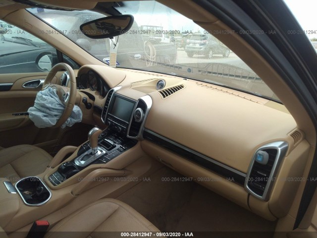 Photo 4 VIN: WP1AA2A24CLA11551 - PORSCHE CAYENNE 