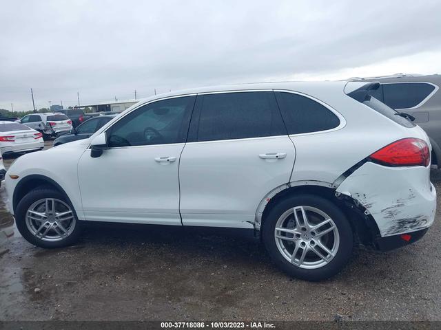 Photo 13 VIN: WP1AA2A24ELA05025 - PORSCHE CAYENNE 