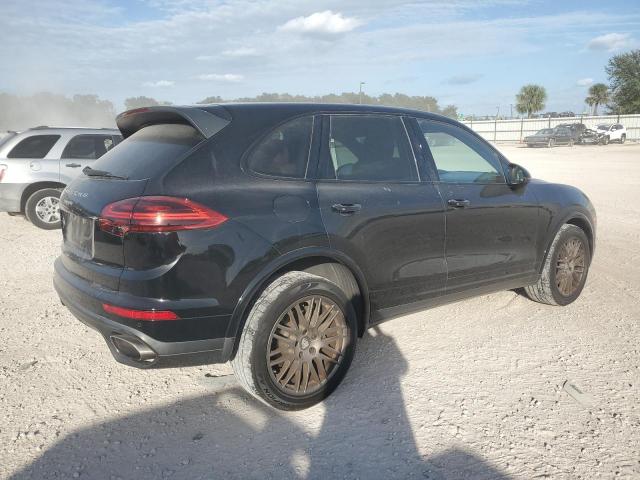 Photo 2 VIN: WP1AA2A24HKA80530 - PORSCHE CAYENNE 