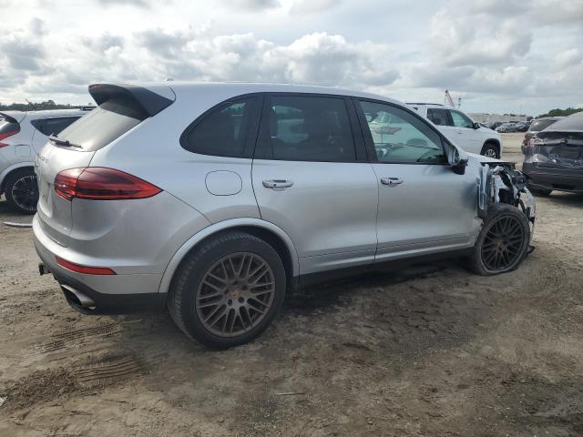 Photo 2 VIN: WP1AA2A24HKA81905 - PORSCHE CAYENNE 