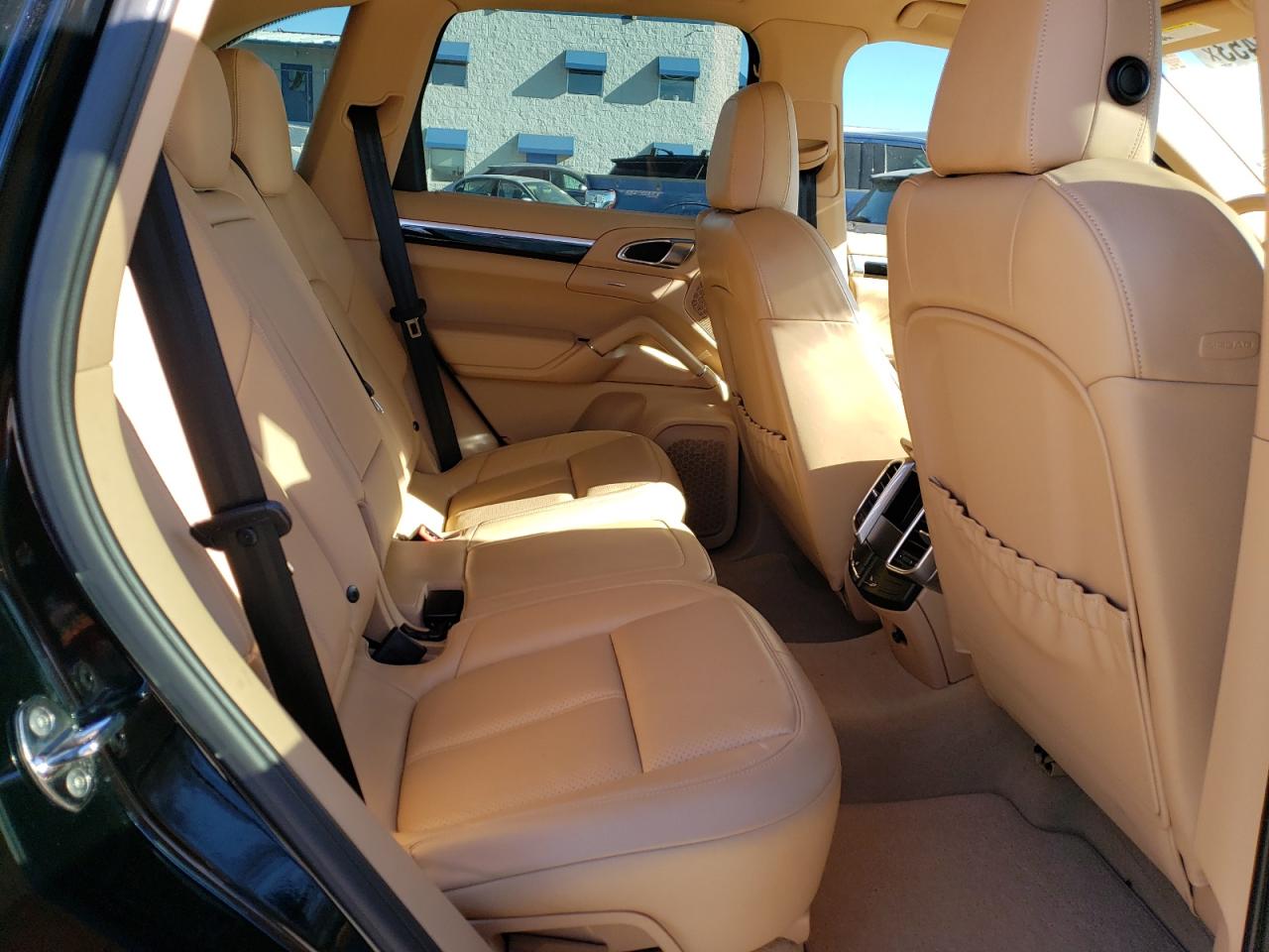 Photo 10 VIN: WP1AA2A25CLA06004 - PORSCHE CAYENNE 