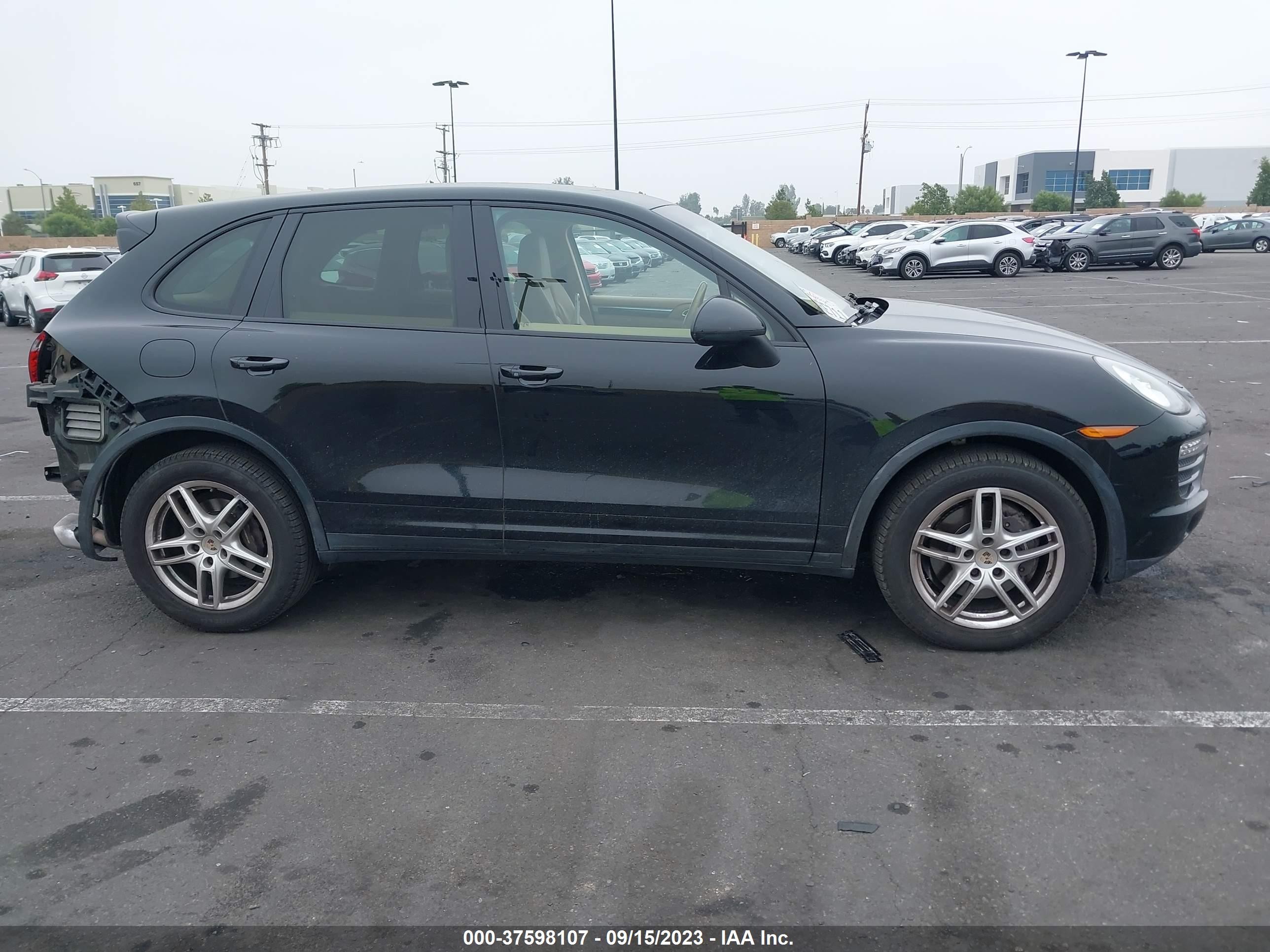 Photo 13 VIN: WP1AA2A25DLA00740 - PORSCHE CAYENNE 