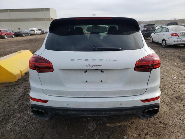 Photo 5 VIN: WP1AA2A25GLA03710 - PORSCHE CAYENNE 