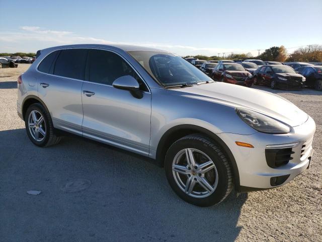 Photo 3 VIN: WP1AA2A25GLA11158 - PORSCHE CAYENNE 