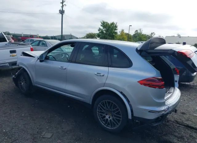 Photo 2 VIN: WP1AA2A25HKA85042 - PORSCHE CAYENNE 