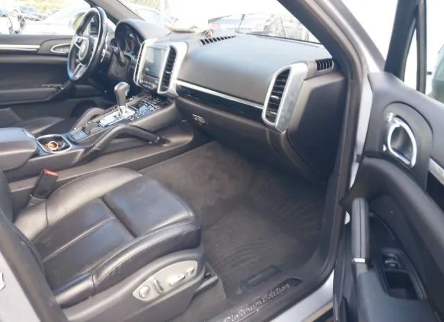 Photo 4 VIN: WP1AA2A25HKA85042 - PORSCHE CAYENNE 