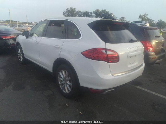 Photo 2 VIN: WP1AA2A26CLA05704 - PORSCHE CAYENNE 