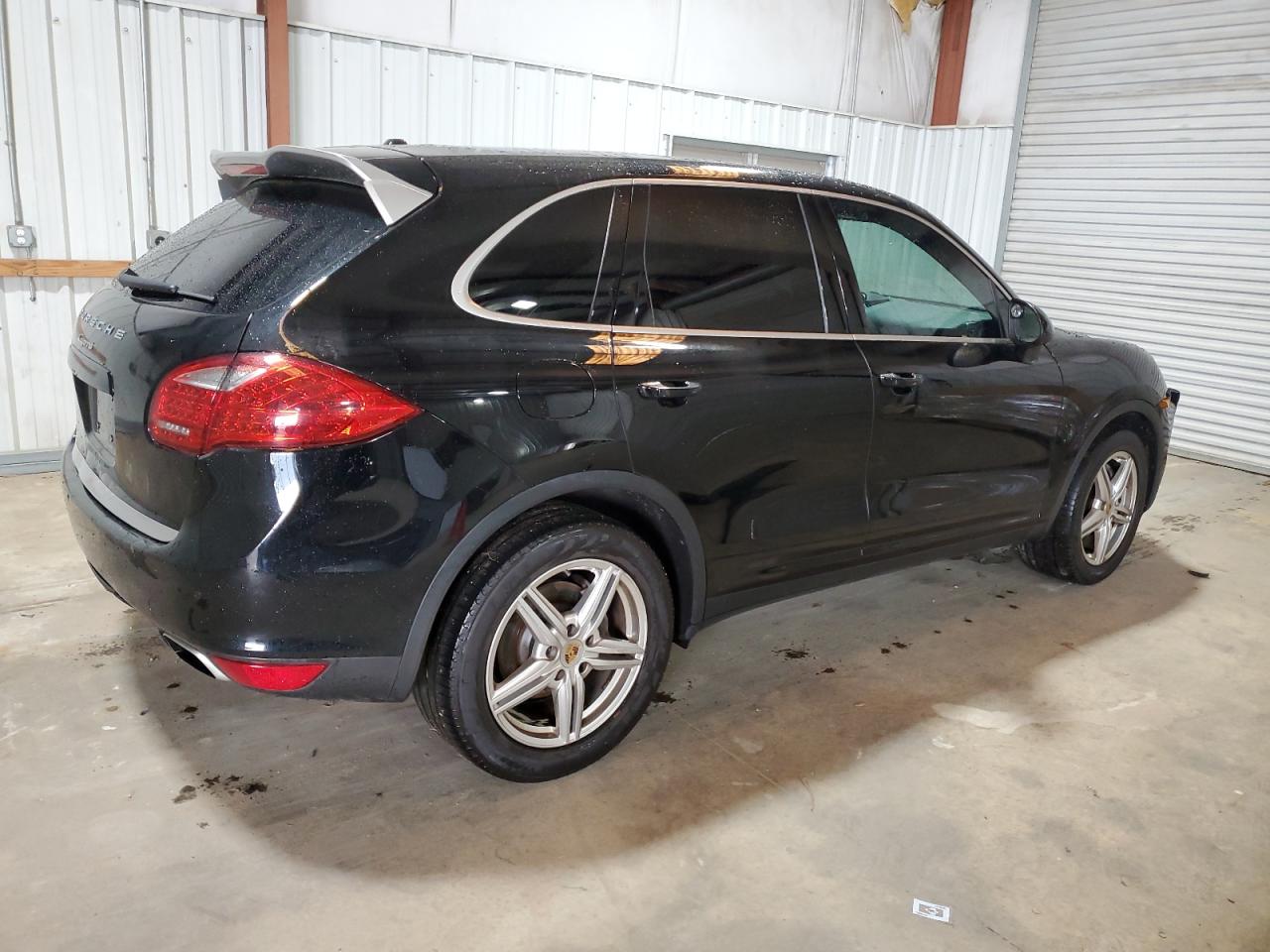 Photo 3 VIN: WP1AA2A26ELA97660 - PORSCHE CAYENNE 