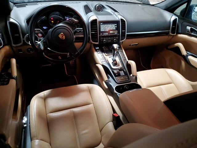 Photo 8 VIN: WP1AA2A26ELA97660 - PORSCHE CAYENNE 