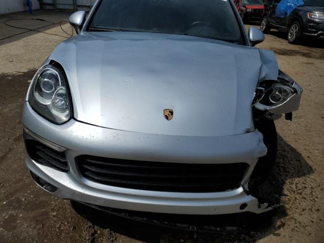 Photo 11 VIN: WP1AA2A26GKA37886 - PORSCHE CAYENNE 