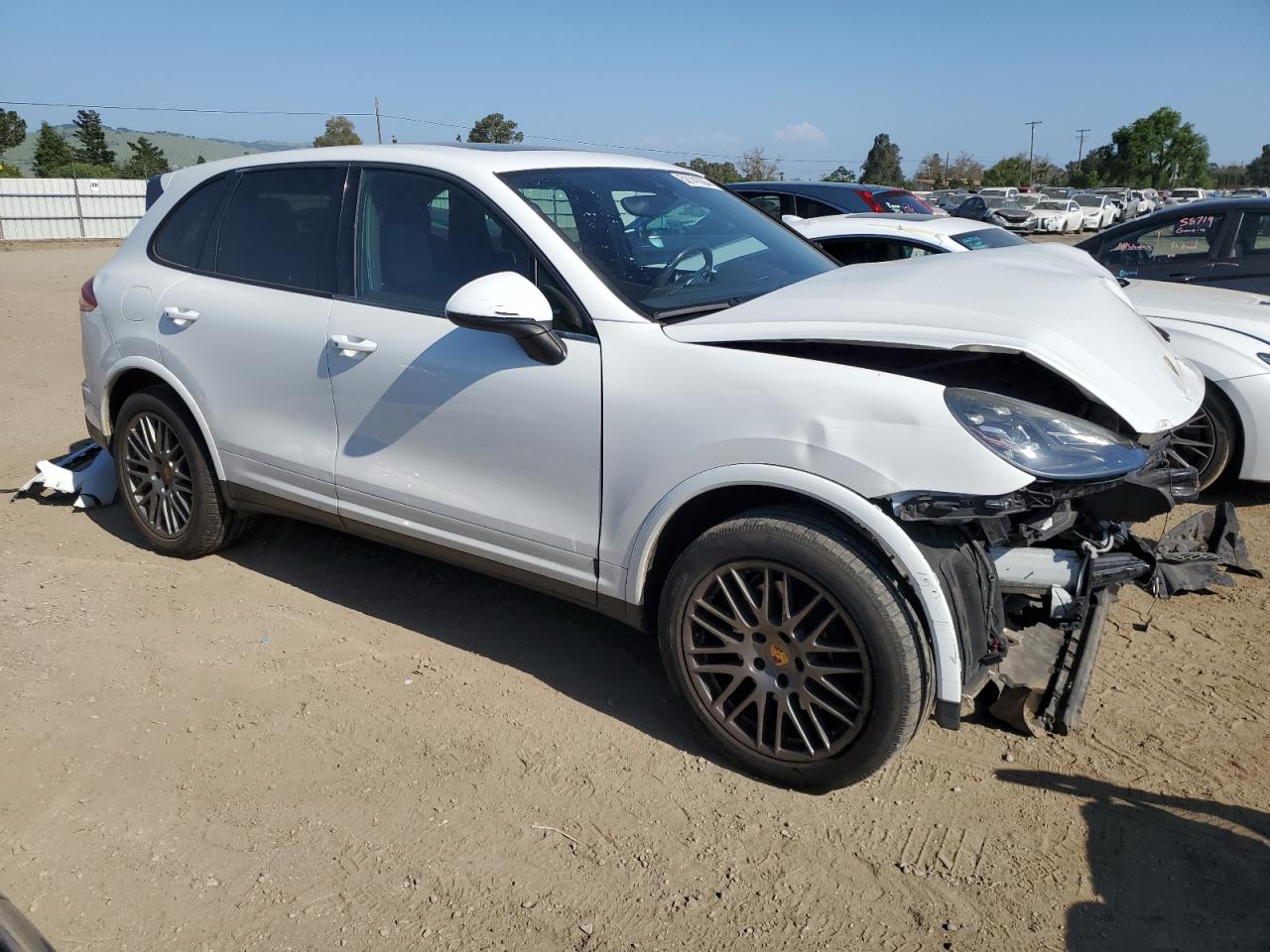 Photo 3 VIN: WP1AA2A26HKA80318 - PORSCHE CAYENNE 