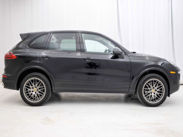 Photo 1 VIN: WP1AA2A26HKA85535 - PORSCHE CAYENNE 