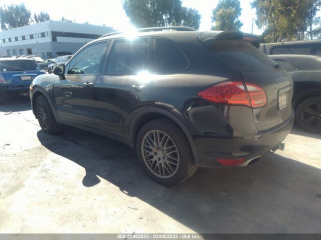 Photo 2 VIN: WP1AA2A27CLA11656 - PORSCHE CAYENNE 