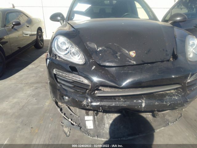 Photo 5 VIN: WP1AA2A27CLA11656 - PORSCHE CAYENNE 