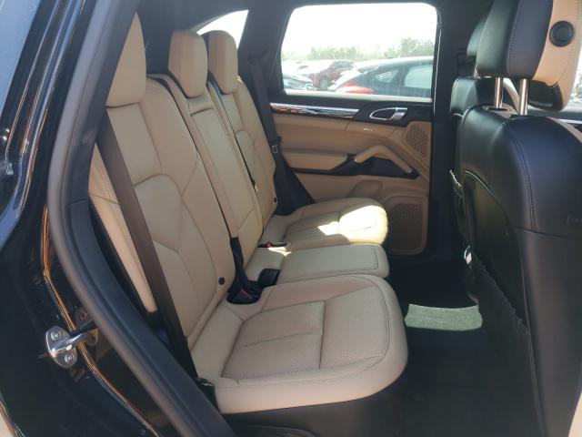 Photo 5 VIN: WP1AA2A27GKA37735 - PORSCHE CAYENNE 