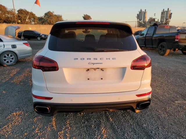 Photo 5 VIN: WP1AA2A27GLA00405 - PORSCHE CAYENNE 