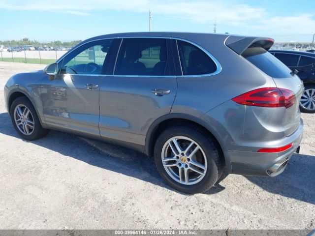 Photo 2 VIN: WP1AA2A27GLA10643 - PORSCHE CAYENNE 