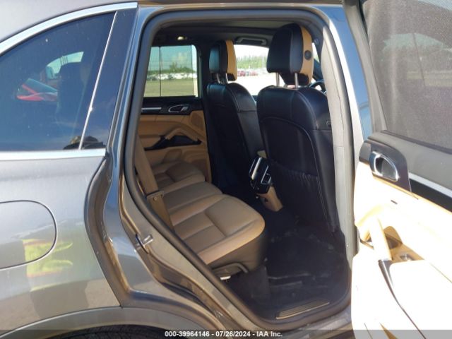 Photo 7 VIN: WP1AA2A27GLA10643 - PORSCHE CAYENNE 