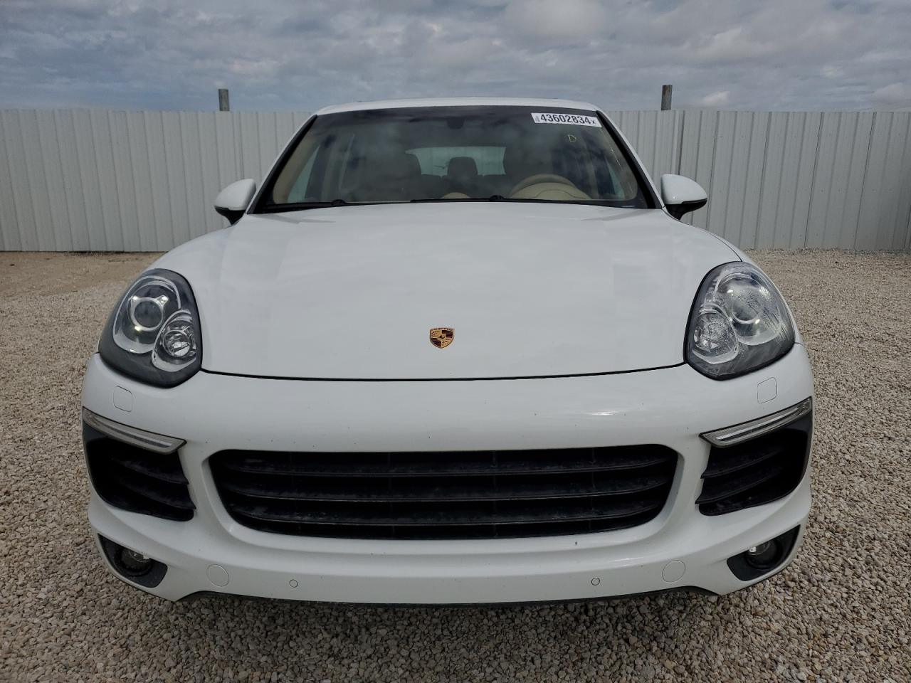 Photo 4 VIN: WP1AA2A27HKA83437 - PORSCHE CAYENNE 