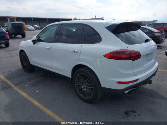 Photo 2 VIN: WP1AA2A27HKA88279 - PORSCHE CAYENNE 