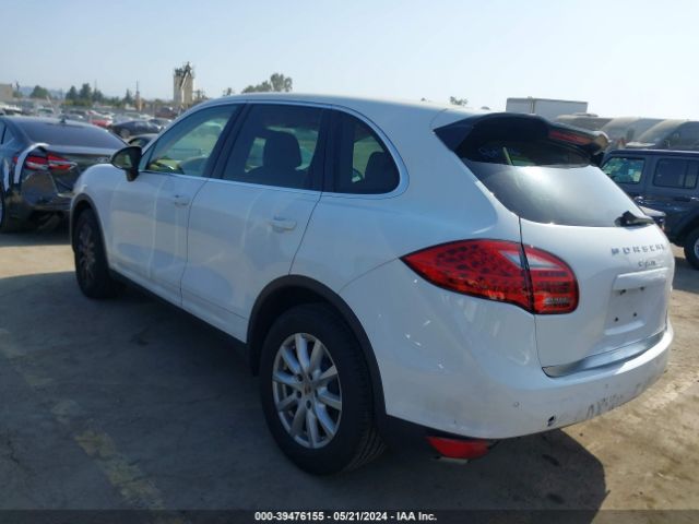 Photo 2 VIN: WP1AA2A28CLA07552 - PORSCHE CAYENNE 